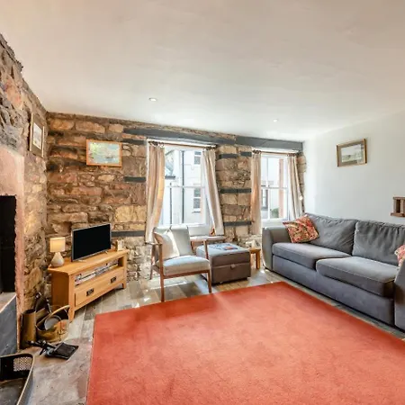 2 Bed In Oc-r33740 *