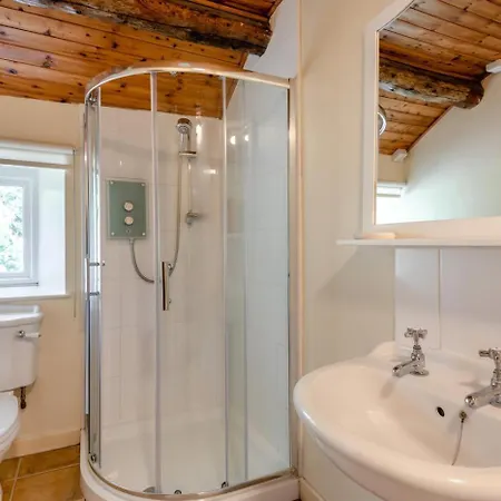 2 Bed In Oc-r33740 *